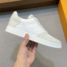 Louis Vuitton Low Shoes